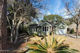 108 Fern Ct, Pine Knoll Shores, NC 28512 - Photo 4