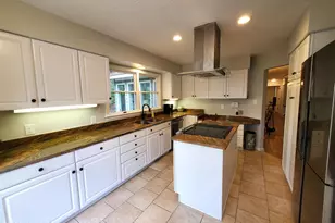 108 Fern Ct, Pine Knoll Shores, NC 28512 - Photo 10
