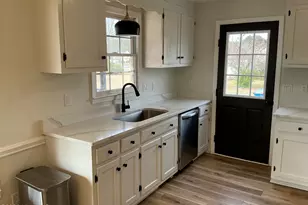 105 Carriage Ct, Dunn, NC 28334 - Photo 14