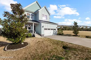 817 Sweetgrass St, Holly Ridge, NC 28445 - Photo 4