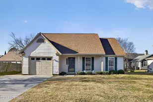2917 New Town Dr, Wilmington, NC 28405 - Photo 1