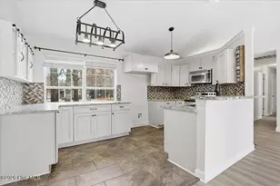 2806 Cornell Ct, La Grange, NC 28551 - Photo 6