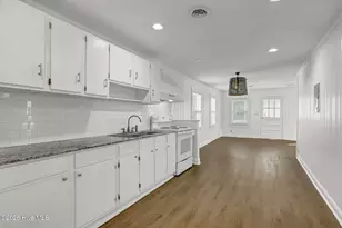 124 Ocean View Ave, Kure Beach, NC 28449 - Photo 12