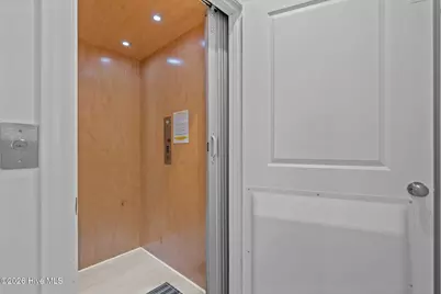 817 S Third Street S, Carolina Beach, NC 28428 - Photo 16