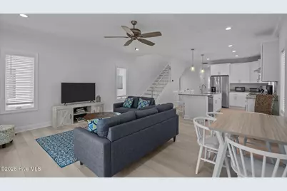 817 S Third Street S, Carolina Beach, NC 28428 - Photo 18