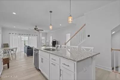 817 S Third Street S, Carolina Beach, NC 28428 - Photo 14