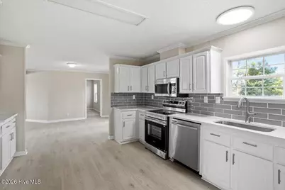 190 Pickett Circle, Vass, NC 28394 - Photo 6