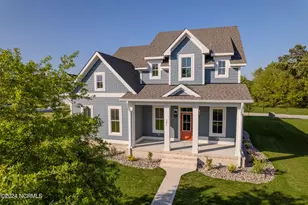 303 Cannonsgate Dr, Newport, NC 28570 - Photo 1