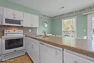 1314 Lake Park Blvd S, Carolina Beach, NC 28428 - Photo 14