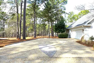 360 Lake Dornoch Dr, Pinehurst, NC 28374 - Photo 28