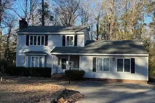 502 Lancelot Dr, Greenville, NC 27858 - Photo 2