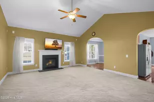 1329 Whitten Ct, Greenville, NC 27858 - Photo 8