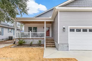 304 E Oak Island Dr, Oak Island, NC 28465 - Photo 4