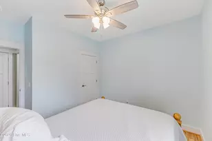304 E Oak Island Dr, Oak Island, NC 28465 - Photo 28
