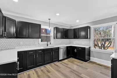 1112 Lakeside Drive NW, Wilson, NC 27896 - Photo 8
