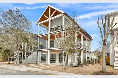 106 Diamond Point Court, Surf City, NC 28445 - Photo 1