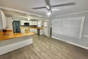 2205 Carey Rd, Kinston, NC 28504 - Photo 8