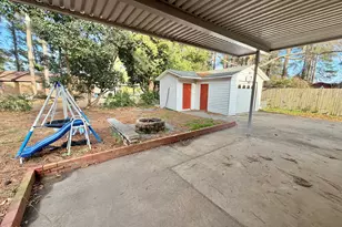 2205 Carey Rd, Kinston, NC 28504 - Photo 16