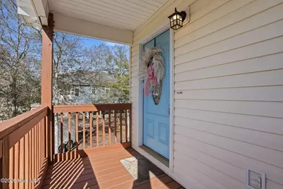 140 NE 18th Street, Oak Island, NC 28465 - Photo 8