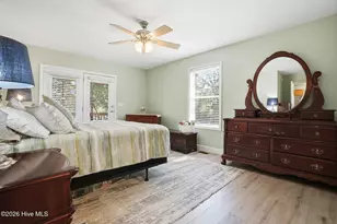 140 NE 18th St, Oak Island, NC 28465 - Photo 22