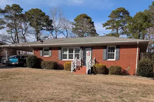 205 Lakeside Dr, Snow Hill, NC 28580 - Photo 1