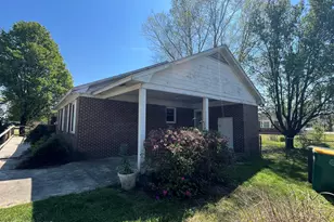 1310 E 11th St, Lumberton, NC 28358 - Photo 6