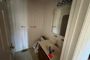 1310 E 11th St, Lumberton, NC 28358 - Photo 14