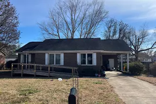 1310 E 11th St, Lumberton, NC 28358 - Photo 1