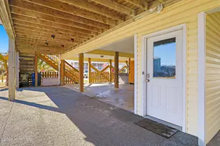 208 Beaufort Ave, Atlantic Beach, NC 28512 - Photo 28