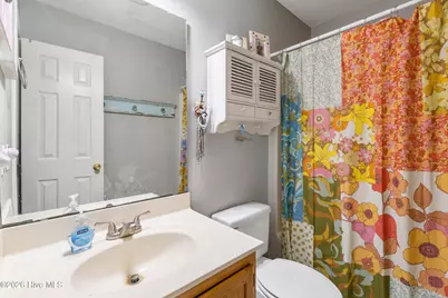 902 Fifth Street S, Carolina Beach, NC 28428 - Photo 18