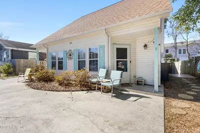 902 Fifth Street S, Carolina Beach, NC 28428 - Photo 4
