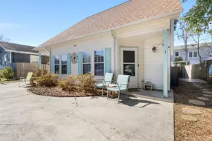 902 Fifth Street S, Carolina Beach, NC 28428 - Photo 4