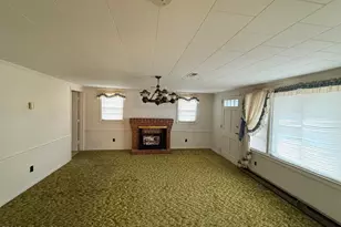 67 Mayo St S, Maury, NC 28554 - Photo 4