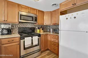1509 Carolina Beach Ave N, Carolina Beach, NC 28428 - Photo 10