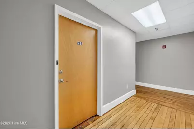 21 N Front Street #Unit 2e2, Wilmington, NC 28401 - Photo 2
