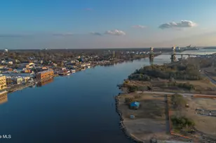 21 N Front St, Wilmington, NC 28401 - Photo 32