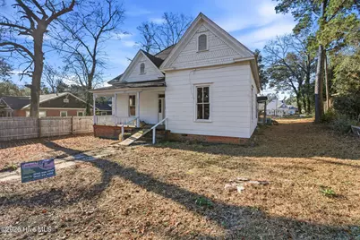 317 McDonald Avenue, Hamlet, NC 28345 - Photo 4