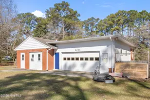 2001 Watson Ave, Newport, NC 28570 - Photo 36