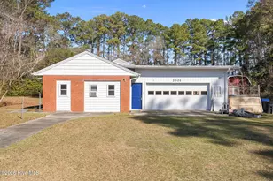 2001 Watson Ave, Newport, NC 28570 - Photo 8