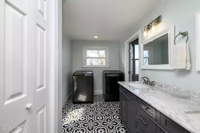 321 Riverside Drive, New Bern, NC 28560 - Photo 34