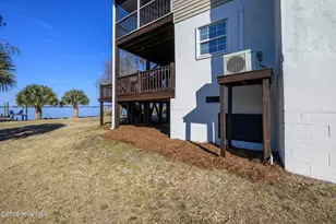 321 Riverside Dr, New Bern, NC 28560 - Photo 70
