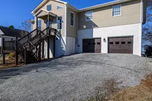 321 Riverside Dr, New Bern, NC 28560 - Photo 66