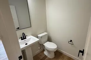 441 Evans St, Wilmington, NC 28405 - Photo 6