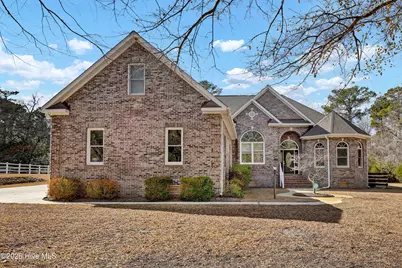 496 Captain Beam Boulevard, Hampstead, NC 28443 - Photo 1