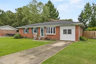 118 Princeton Dr, Jacksonville, NC 28546 - Photo 2