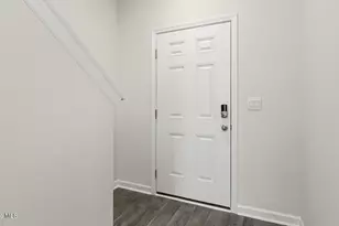 424 Ember St, Sanford, NC 27330 - Photo 2