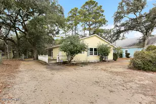 417 E Leonard St, Southport, NC 28461 - Photo 1