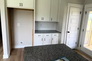 135 Bryant Farm Dr, Selma, NC 27576 - Photo 6