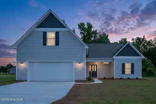 303 Ramonas Lake Ct, New Bern, NC 28560 - Photo 8