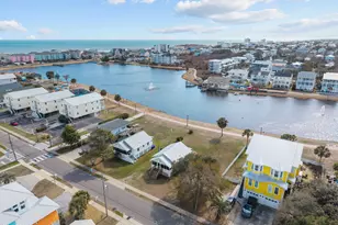 305 Atlanta Ave, Carolina Beach, NC 28428 - Photo 4